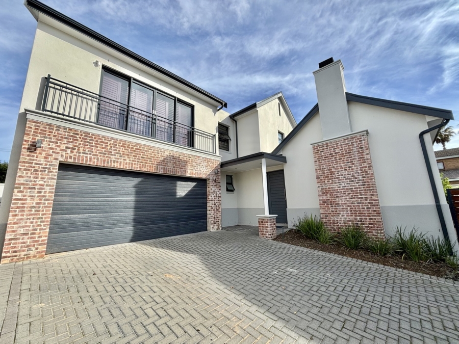 To Let 3 Bedroom Property for Rent in Vierlanden Western Cape
